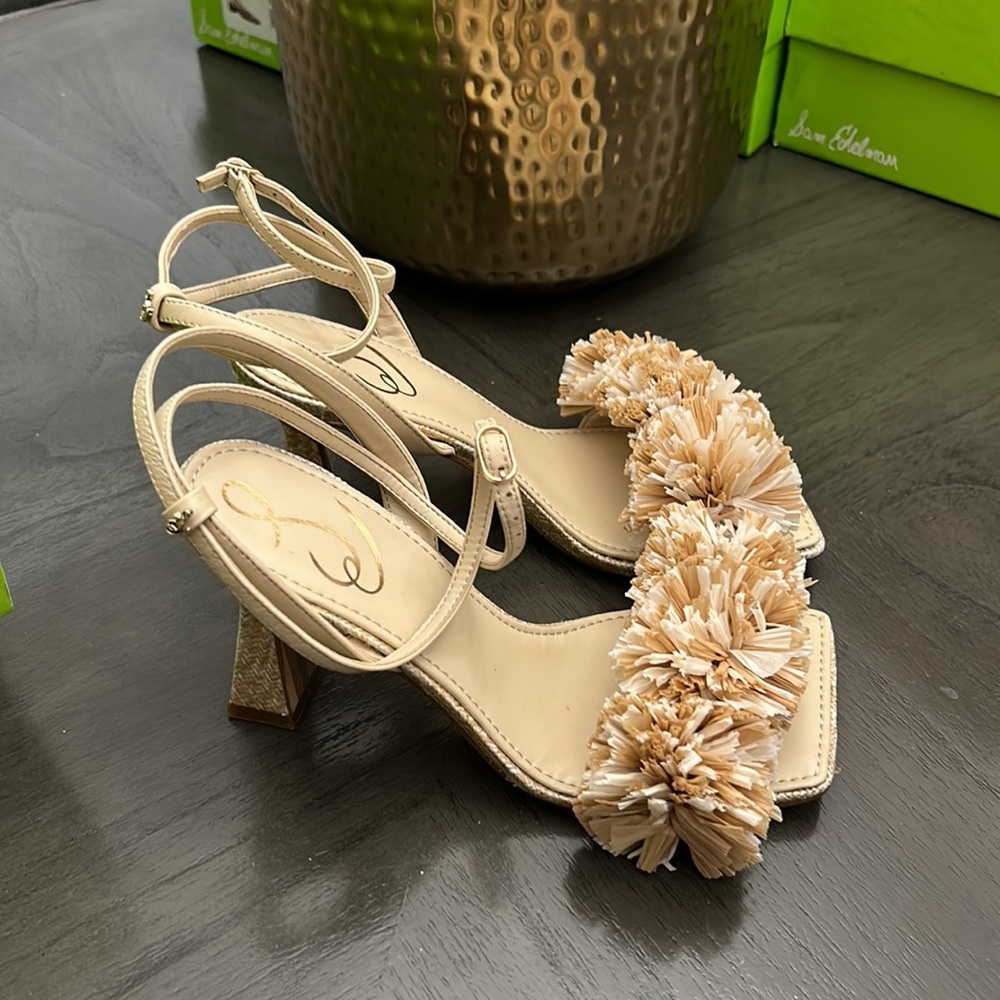 Sam Edelman Clare Sandals - Picture 5 of 14